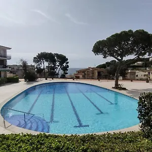 https://apartamento-calella-palafrugell.catalonia-hotels.com