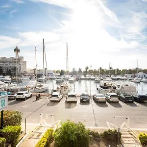 https://awaydays-apartamento-luminoso-en-port-grec.topcostabravahotels.com