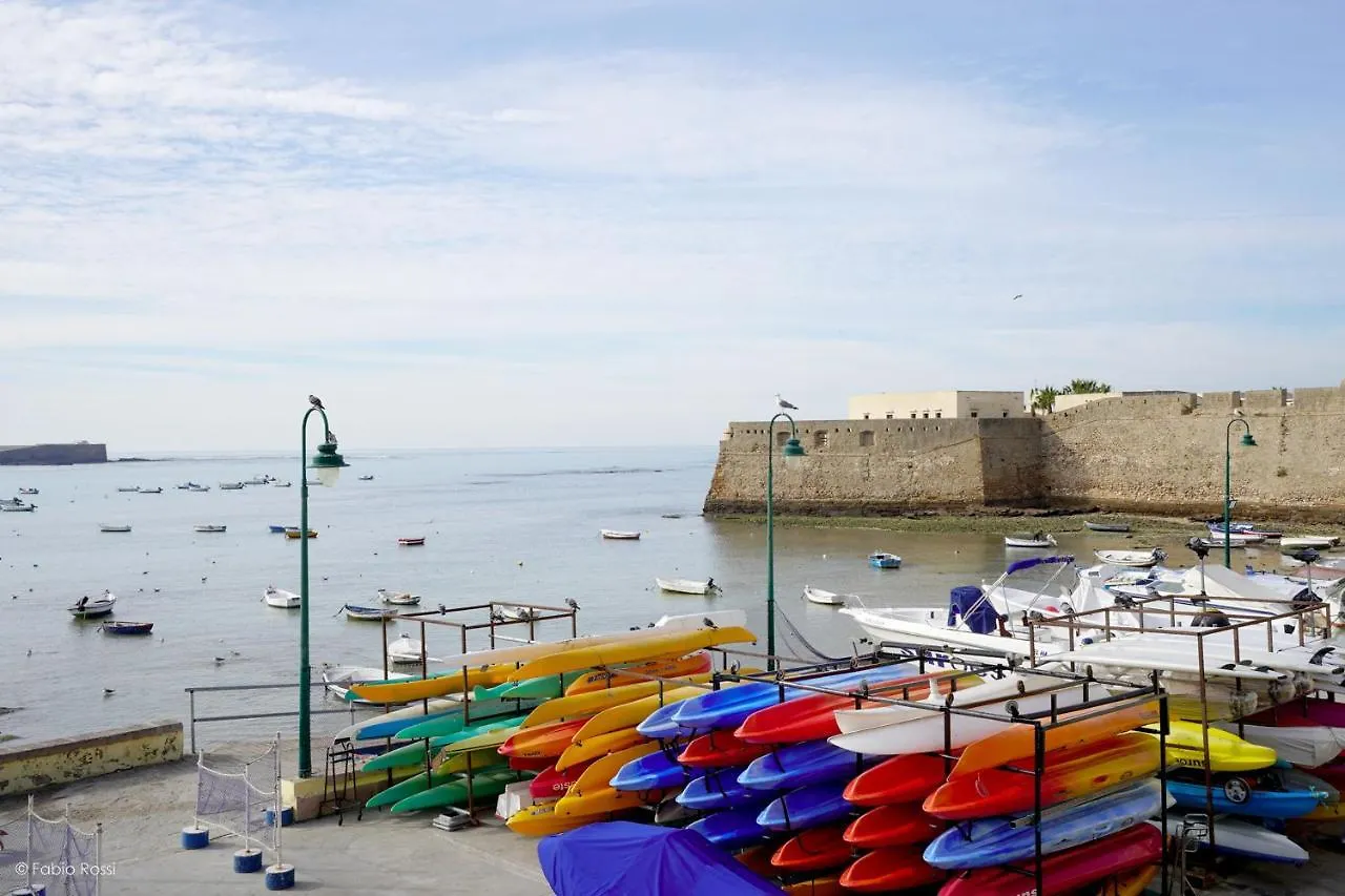 Aire Del Sur Cadiz Apartment 0*,